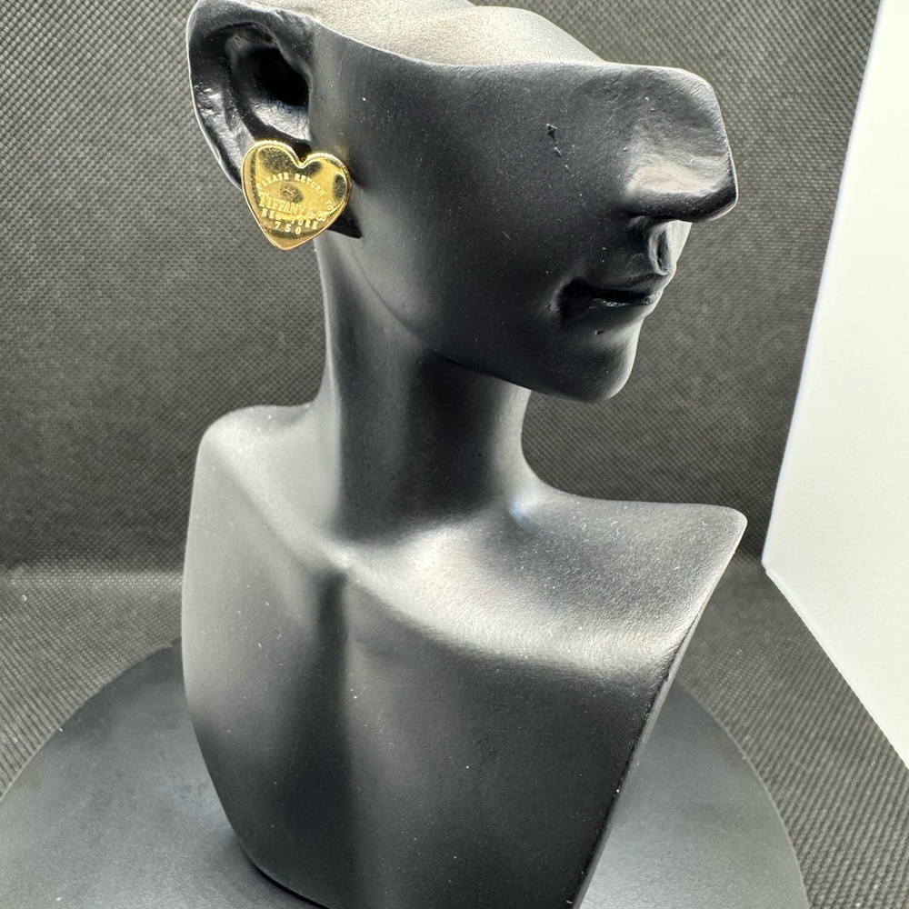 REAL 18k Saudi Gold Heart Earrings & Pendant Set NWOT 3.21g 750 Stamped